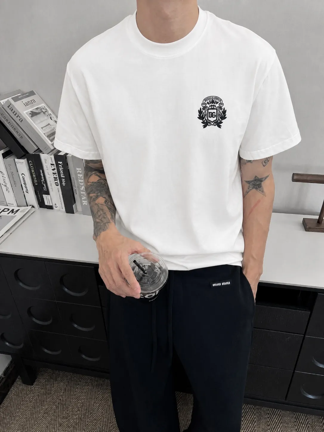dg～ logo 《 》 ， ， tee， ， Same Style ， : Black White Coffee Brown Size：S（90-130 ） M（125-150 ） L（135-165 ） XL（160-190 ） XXL（185 ）